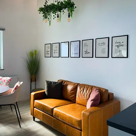 Gardenhouse Eschborn - Naehe Messe Frankfurt * Steinbach im Taunus